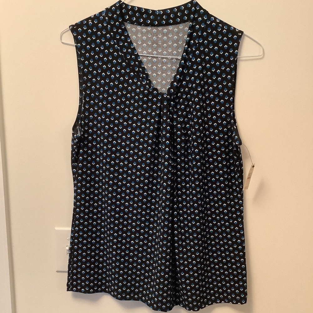 New with tag Talbots women’s sleeveless top, size Large